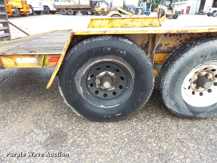 image for item FT9828 1999 Redi Haul utility trailer