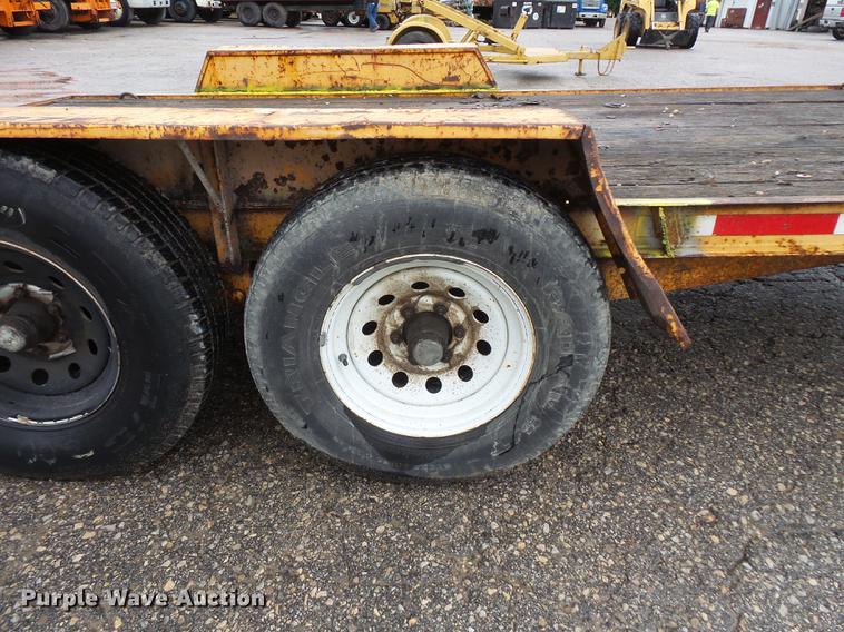 image for item FT9828 1999 Redi Haul utility trailer