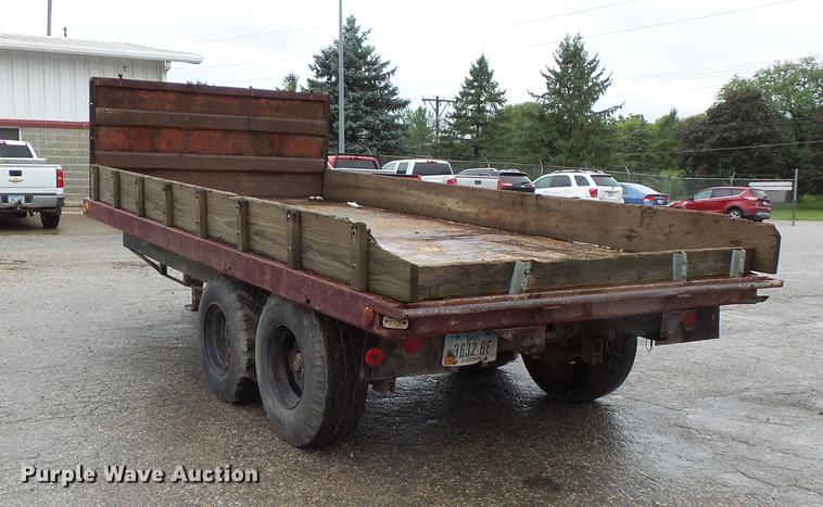 image for item FT9829 1972 Jyke dump trailer