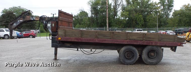 image for item FT9829 1972 Jyke dump trailer