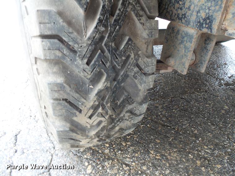 image for item FT9829 1972 Jyke dump trailer