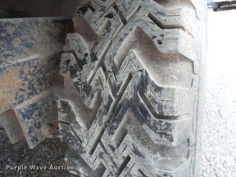 image for item FT9829 1972 Jyke dump trailer