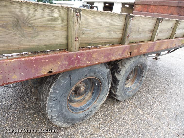image for item FT9829 1972 Jyke dump trailer