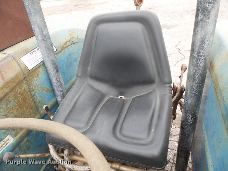 image for item FT9838 Long 460 tractor