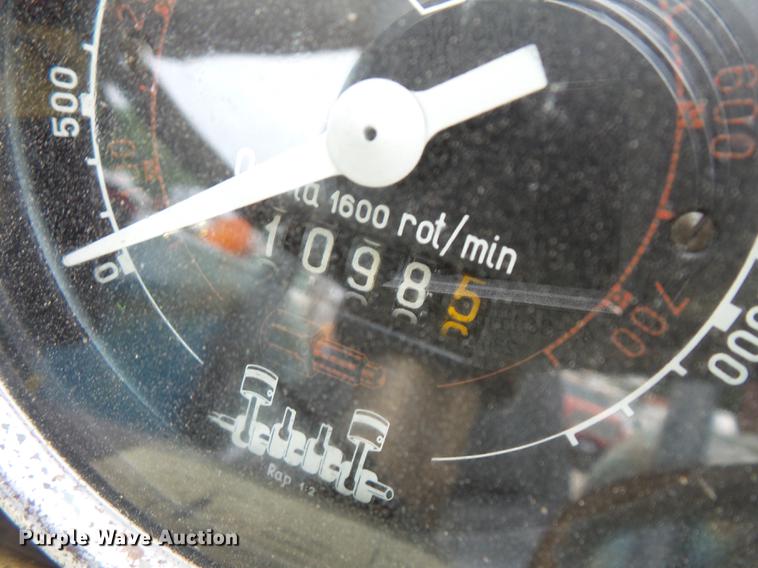 image for item FT9838 Long 460 tractor