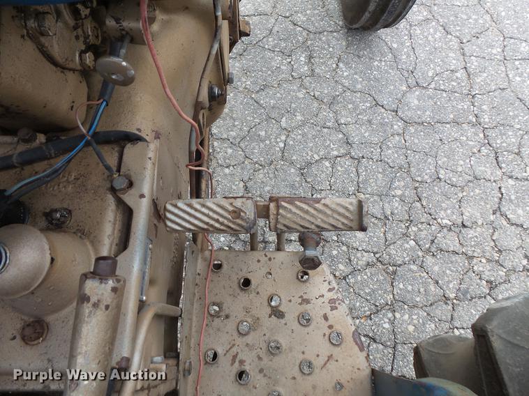 image for item FT9838 Long 460 tractor