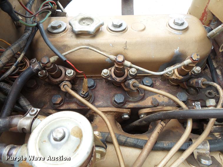 image for item FT9838 Long 460 tractor