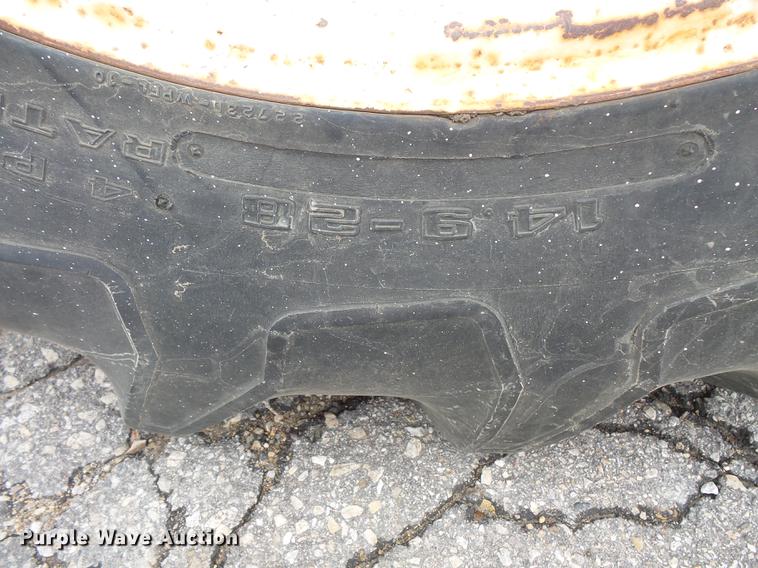 image for item FT9838 Long 460 tractor