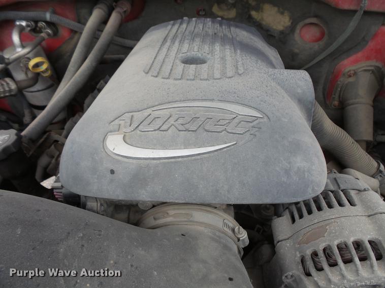 image for item FT9839 2005 Chevrolet Silverado 2500 Ext. Cab pickup truck