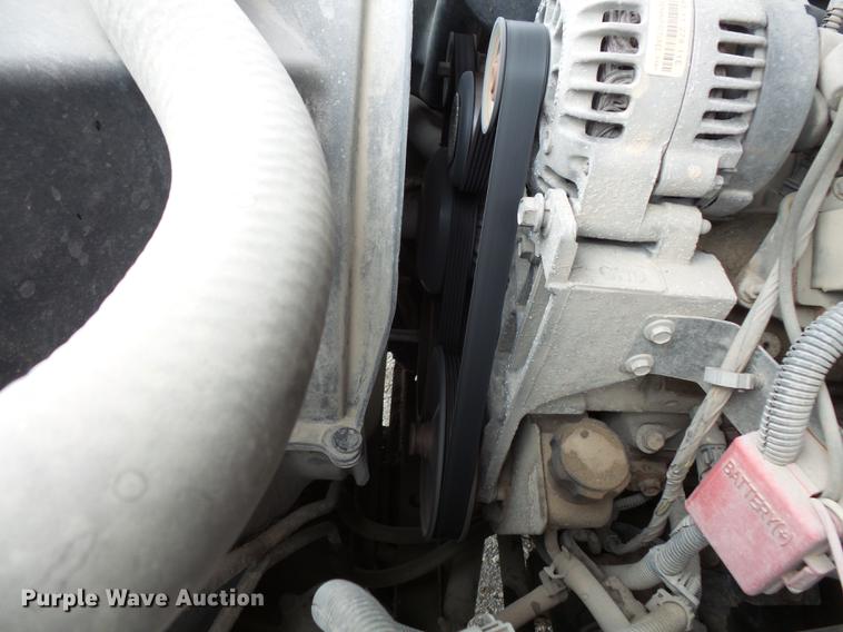 image for item FT9839 2005 Chevrolet Silverado 2500 Ext. Cab pickup truck