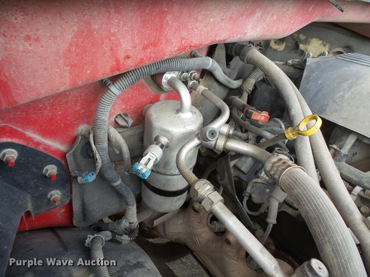 image for item FT9839 2005 Chevrolet Silverado 2500 Ext. Cab pickup truck