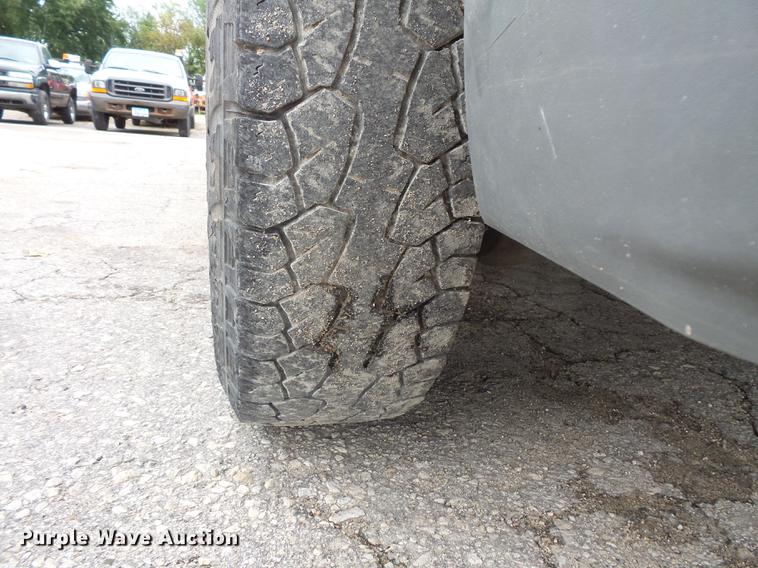 image for item FT9839 2005 Chevrolet Silverado 2500 Ext. Cab pickup truck