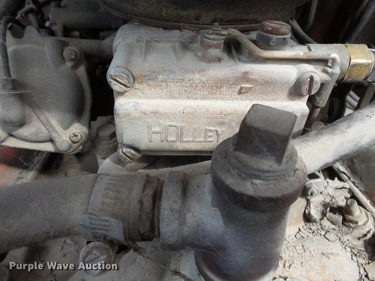 image for item FT9850 1972 Chevrolet 6500 crane truck