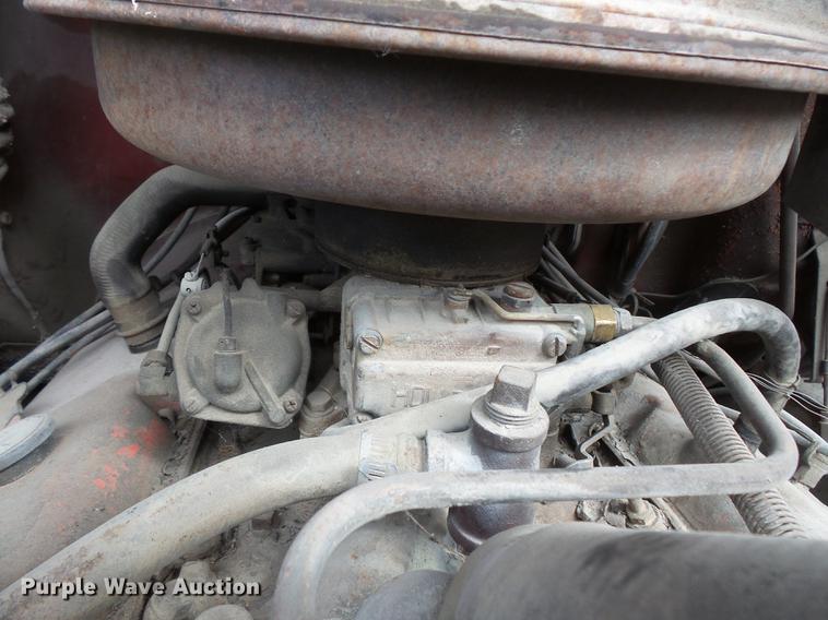 image for item FT9850 1972 Chevrolet 6500 crane truck