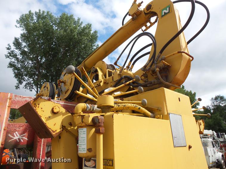 image for item FT9850 1972 Chevrolet 6500 crane truck