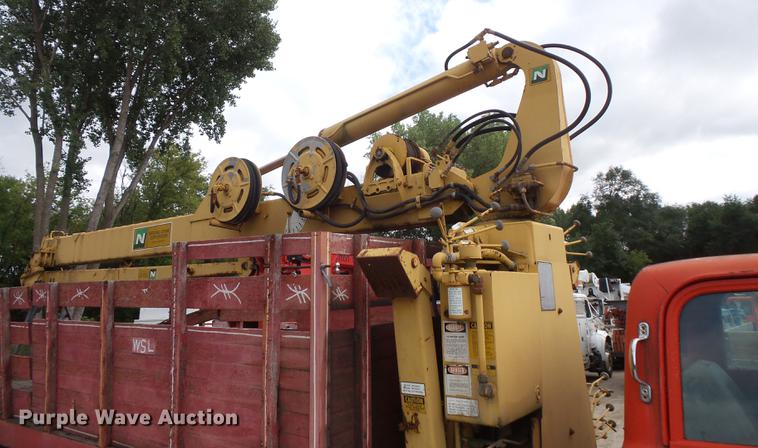 image for item FT9850 1972 Chevrolet 6500 crane truck