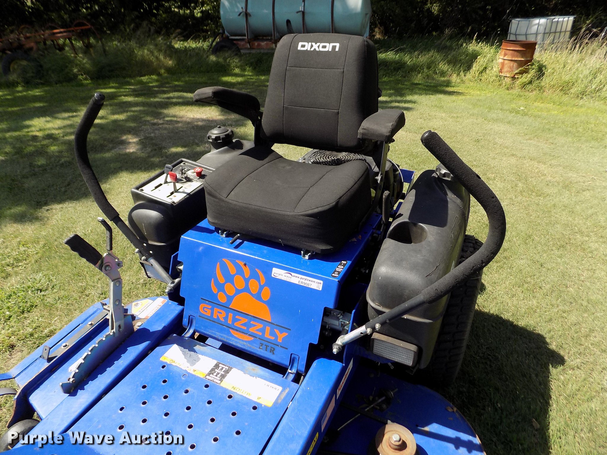 2006 Dixon Grizzly ZTR lawn mower in Glasco, KS Item ER9087 sold