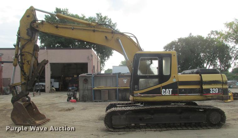 image for item DA8276 Caterpillar 320 L excavator