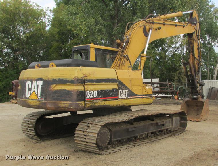 image for item DA8276 Caterpillar 320 L excavator