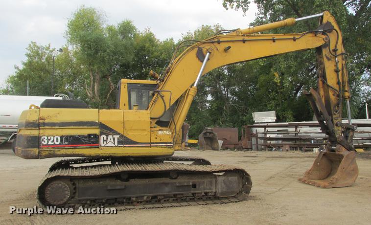 image for item DA8276 Caterpillar 320 L excavator