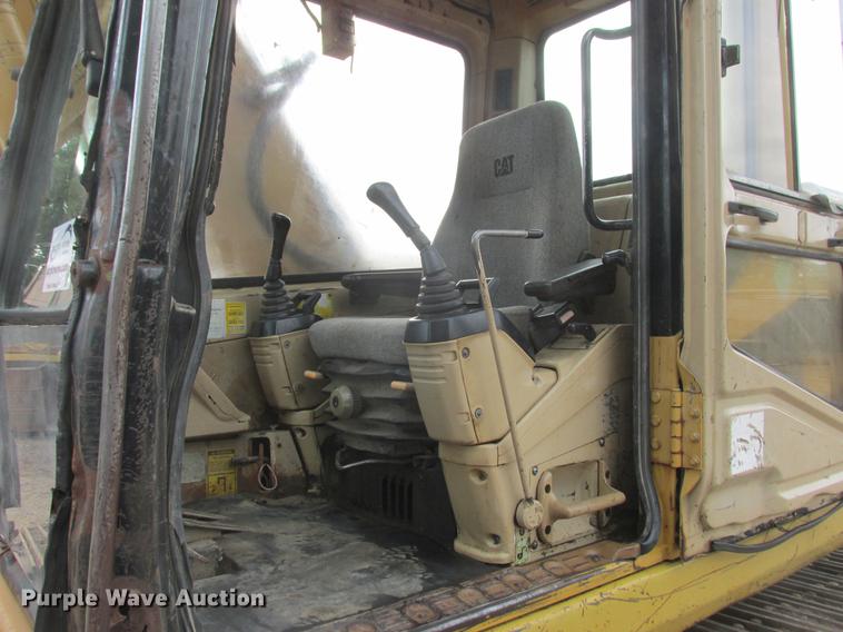 image for item DA8276 Caterpillar 320 L excavator