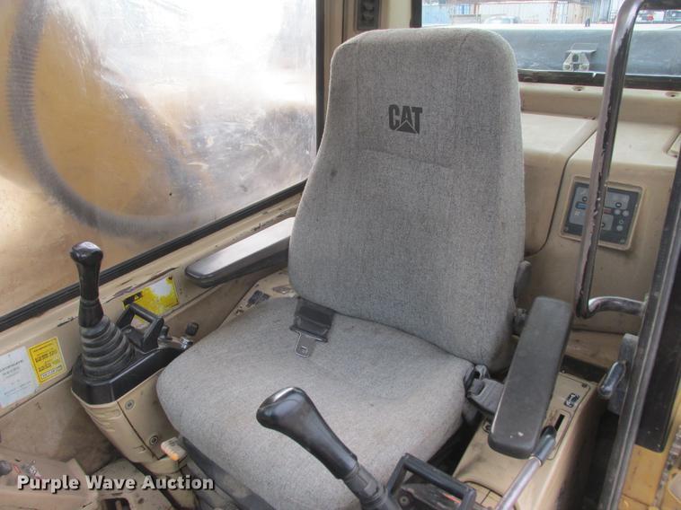image for item DA8276 Caterpillar 320 L excavator