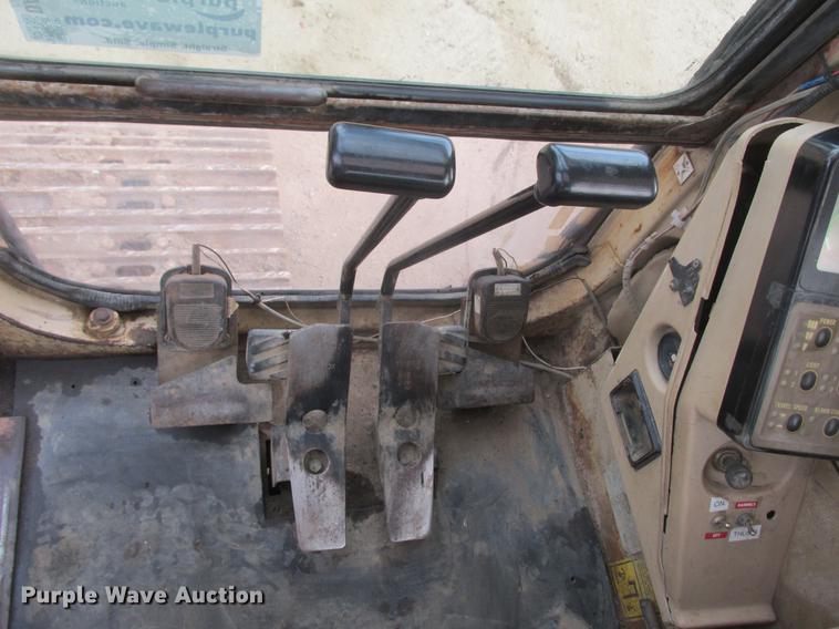 image for item DA8276 Caterpillar 320 L excavator