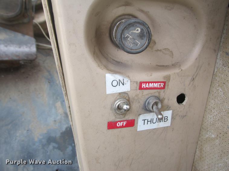 image for item DA8276 Caterpillar 320 L excavator