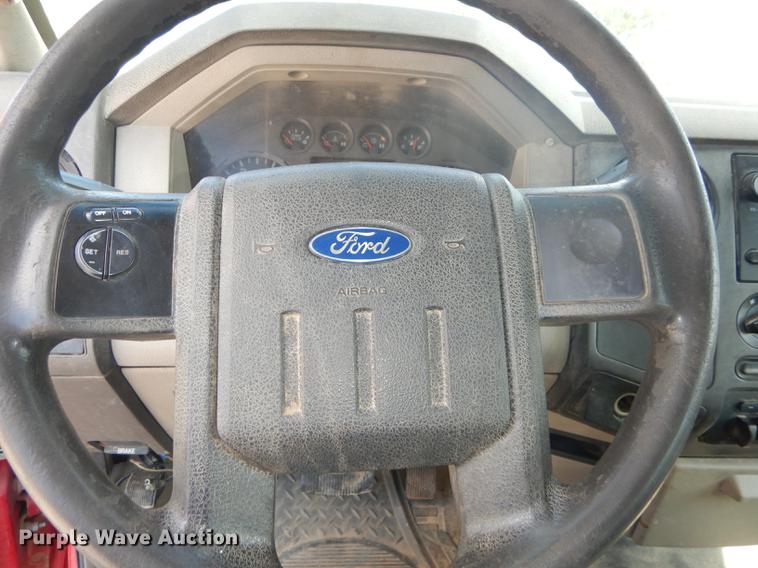 image for item DB8297 2009 Ford F350 Super Duty XL Crew Cab pickup truck cab and chassis