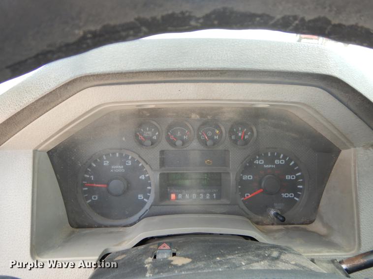 image for item DB8297 2009 Ford F350 Super Duty XL Crew Cab pickup truck cab and chassis