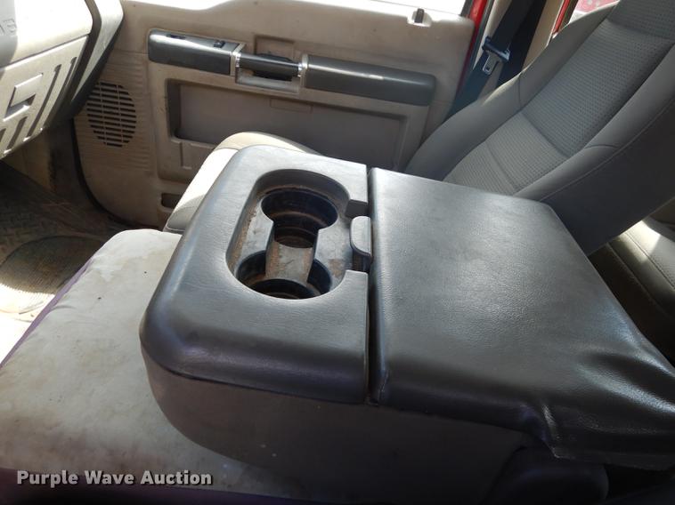 image for item DB8297 2009 Ford F350 Super Duty XL Crew Cab pickup truck cab and chassis