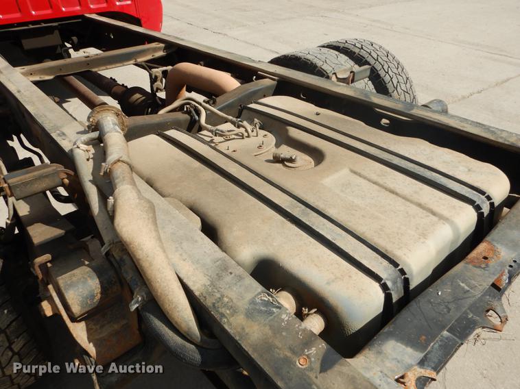 image for item DB8297 2009 Ford F350 Super Duty XL Crew Cab pickup truck cab and chassis