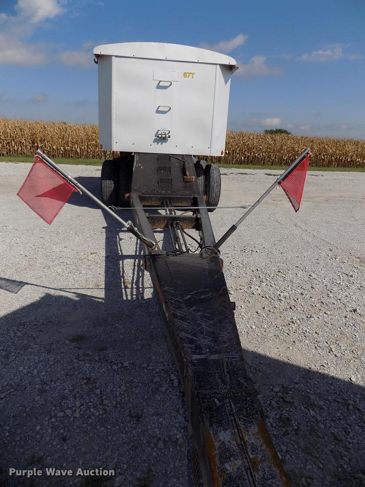 image for item DB8580 2003 Corn Husker 800R-52002-599 end dump pup trailer