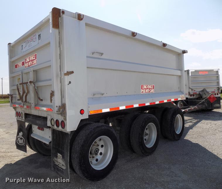 image for item DB8580 2003 Corn Husker 800R-52002-599 end dump pup trailer