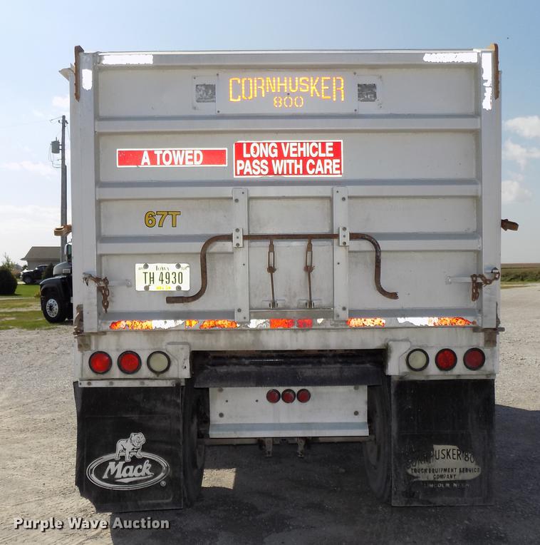 image for item DB8580 2003 Corn Husker 800R-52002-599 end dump pup trailer