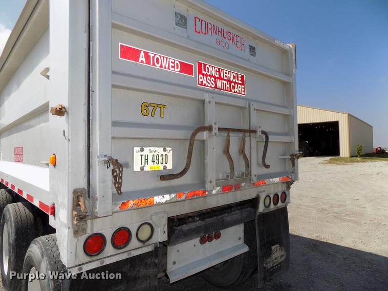 image for item DB8580 2003 Corn Husker 800R-52002-599 end dump pup trailer