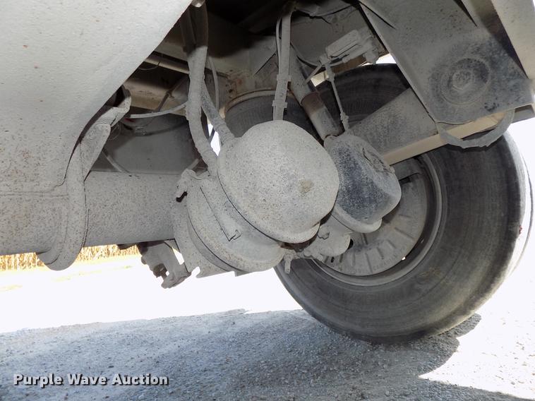 image for item DB8580 2003 Corn Husker 800R-52002-599 end dump pup trailer