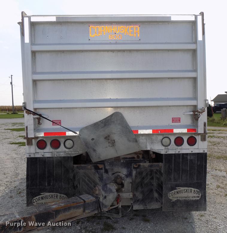 image for item DB8581 2008 Mack Pinnacle CHU613 dump truck