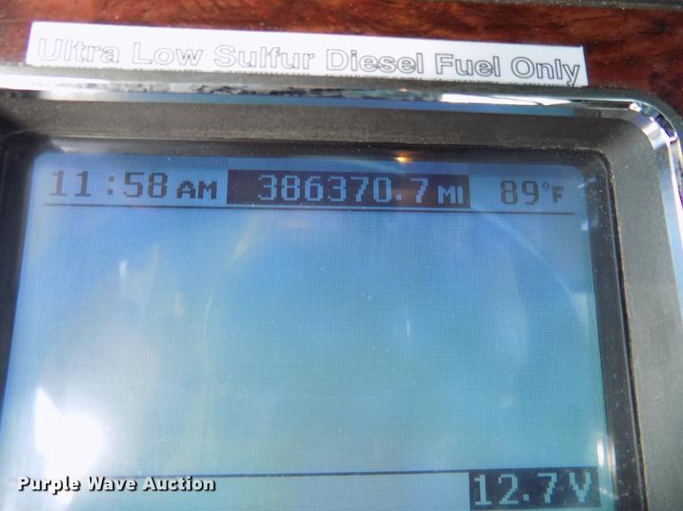 image for item DB8581 2008 Mack Pinnacle CHU613 dump truck