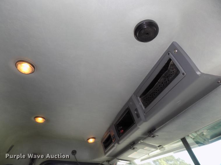 image for item DB8581 2008 Mack Pinnacle CHU613 dump truck