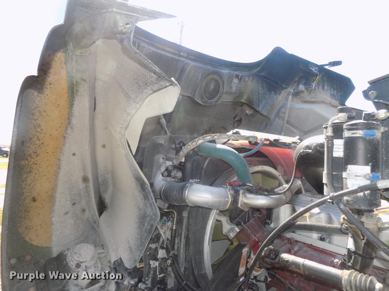 image for item DB8581 2008 Mack Pinnacle CHU613 dump truck