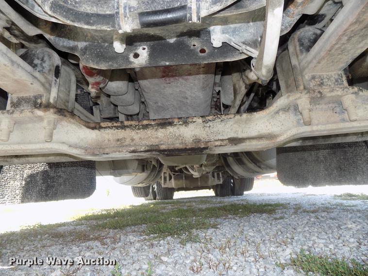 image for item DB8581 2008 Mack Pinnacle CHU613 dump truck