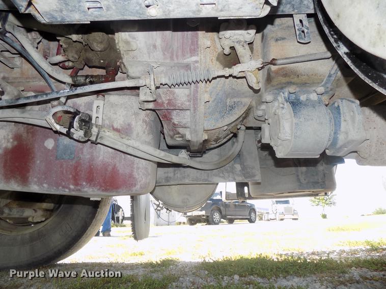 image for item DB8581 2008 Mack Pinnacle CHU613 dump truck