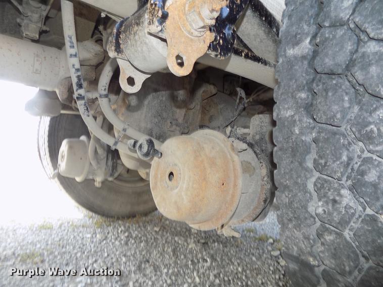 image for item DB8581 2008 Mack Pinnacle CHU613 dump truck