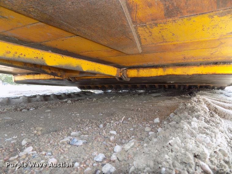 image for item DB8583 1974 John Deere 860A elevating scraper