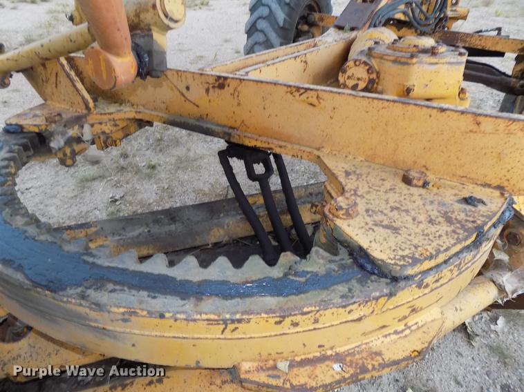 image for item DB8584 1966 Galion 160L rigid frame motor grader