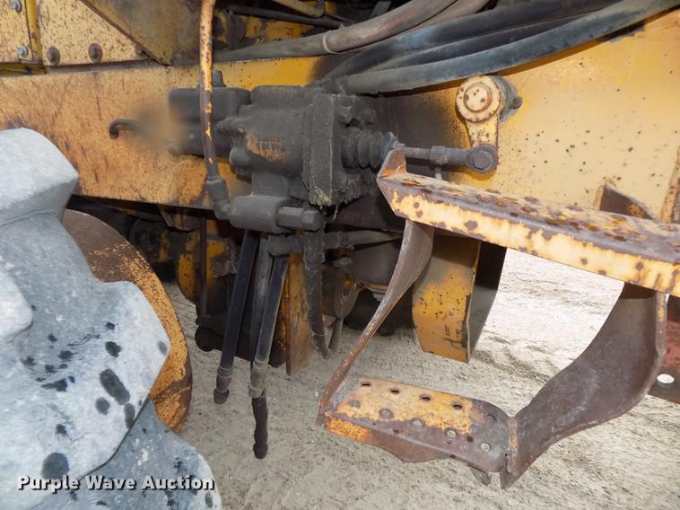 image for item DB8584 1966 Galion 160L rigid frame motor grader