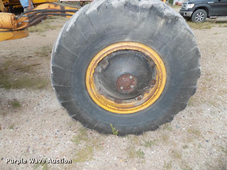 image for item DB8584 1966 Galion 160L rigid frame motor grader