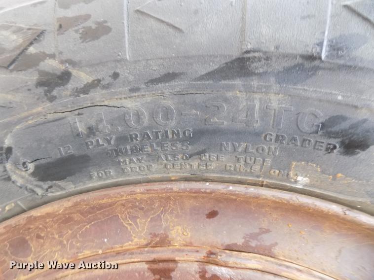 image for item DB8584 1966 Galion 160L rigid frame motor grader