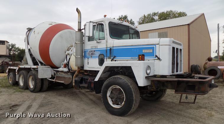 image for item DB8586 1979 International Paystar 5000 ready mix truck